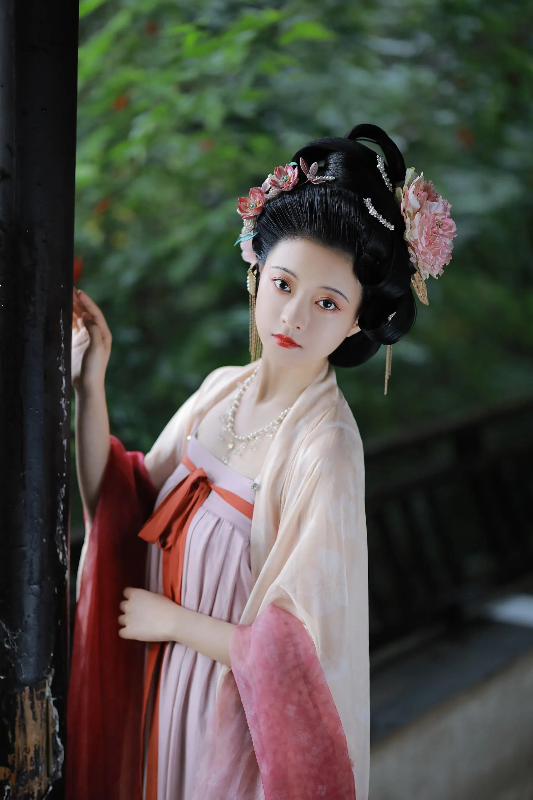 [YITUYU艺图语]2022.09.23 风月偏爱宴旧人 YunFleur [36P]插图8